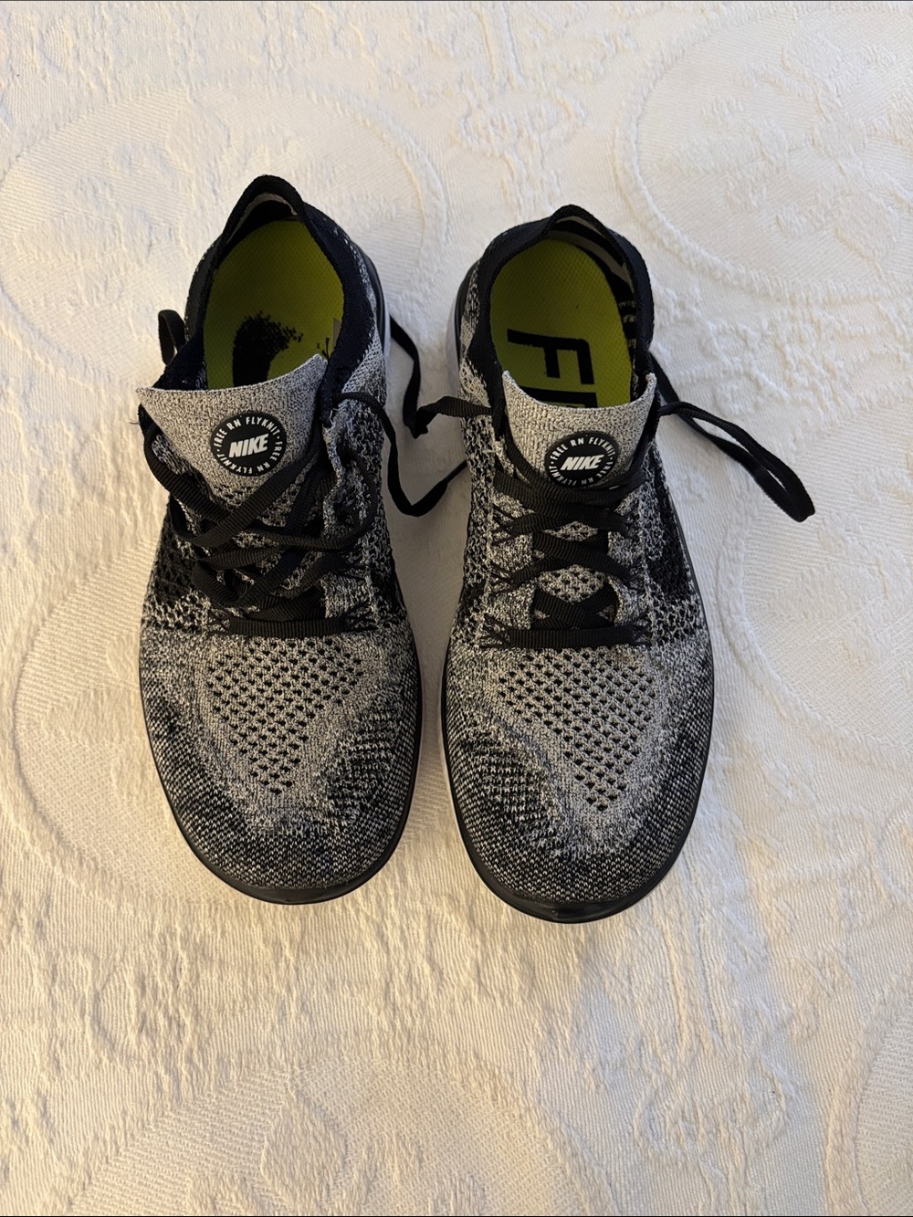 Nike Flyknit Sneakers in Black and gray